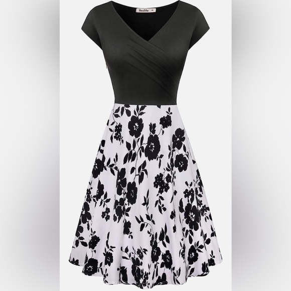 ♡𝐹𝑙𝑜𝑟𝑎𝑙 𝑉-𝑉𝑒𝑟𝑦 𝑆ℎ𝑜𝑟𝑡 𝑆𝑙𝑒𝑒𝑣𝑒 𝐷𝑟𝑒𝑠𝑠♡ - Picture 6 of 9